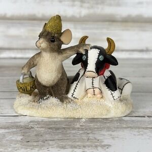 Charming Tails "Farmer Mackenzie" 87/695 Mouse With Black and White Cow Figurine